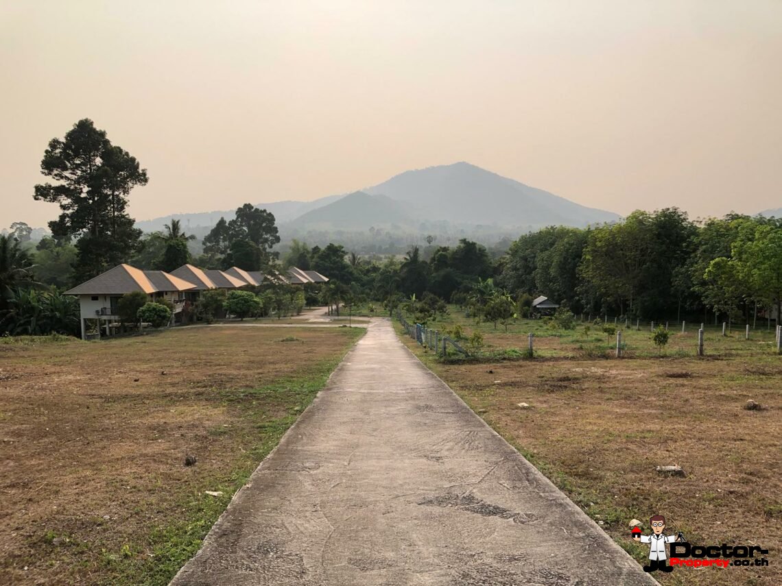 5 Cozy Bungalows - 3600 sqm Land - Hua Thanon - Koh Samui - For Sale