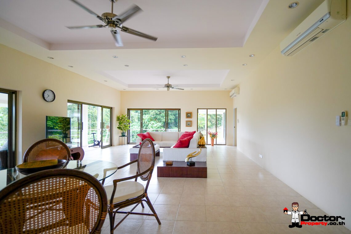 3 Bedroom Garden Villa in Lipa Noi, Koh Samui – For Sale