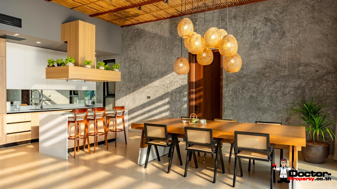 Luxurious 3 Bedroom Sea View Villa in Chaweng, Koh Samui – For Sale