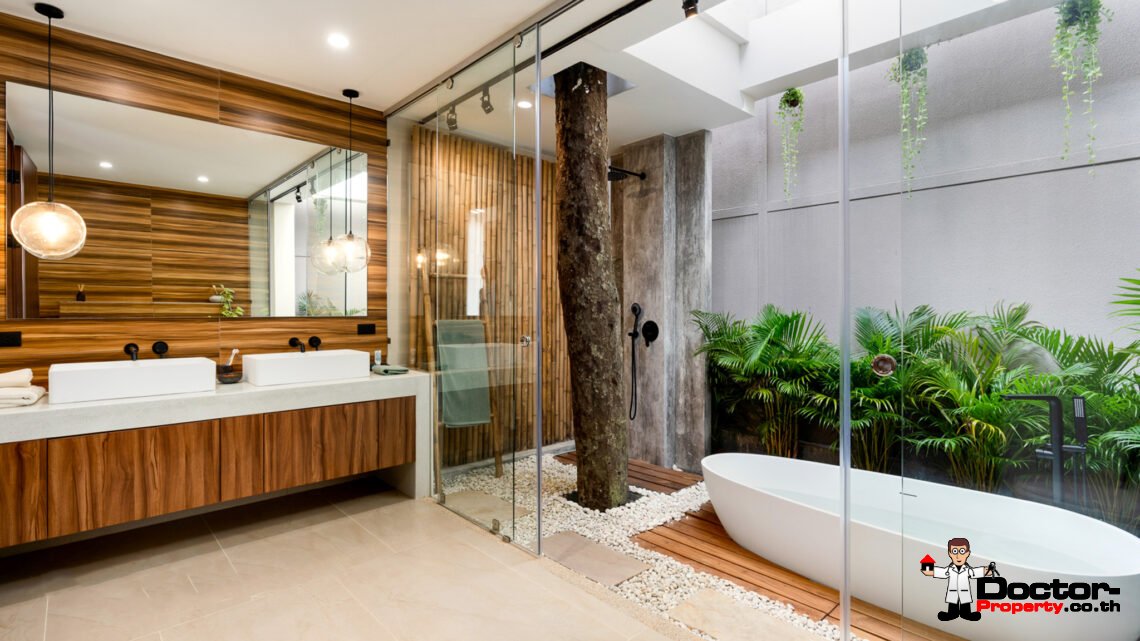 Luxurious 3 Bedroom Sea View Villa in Chaweng, Koh Samui – For Sale