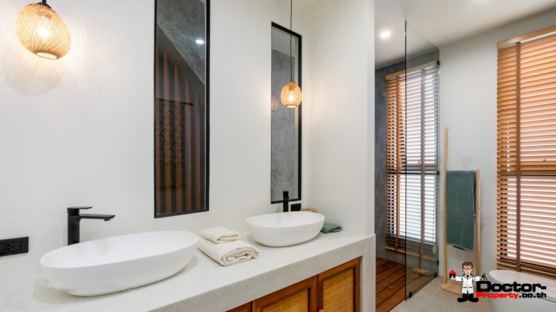 Luxurious 3 Bedroom Sea View Villa in Chaweng, Koh Samui – For Sale