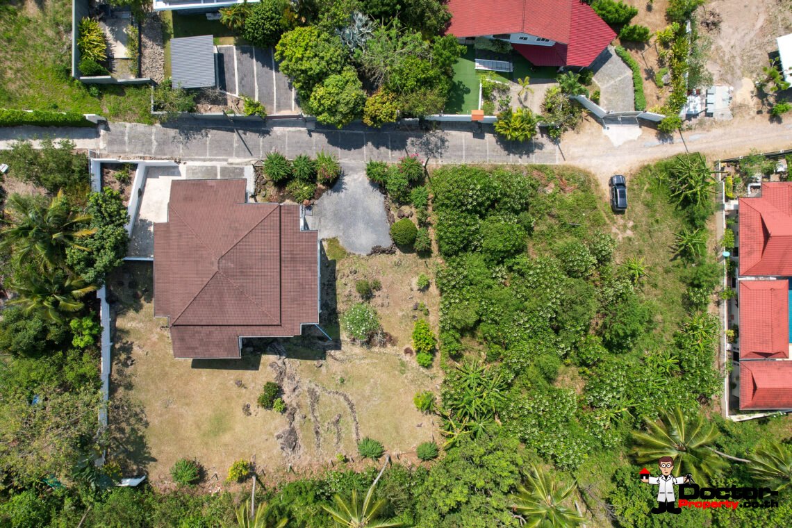 3 Bedroom Garden Villa in Taling Ngam, Koh Samui – For Sale