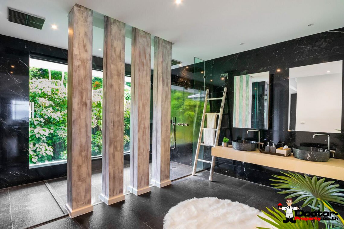 Stunning Luxury 4 Bedroom Seaviews Villa in Mae Nam Hills, Koh Samui – For Sale