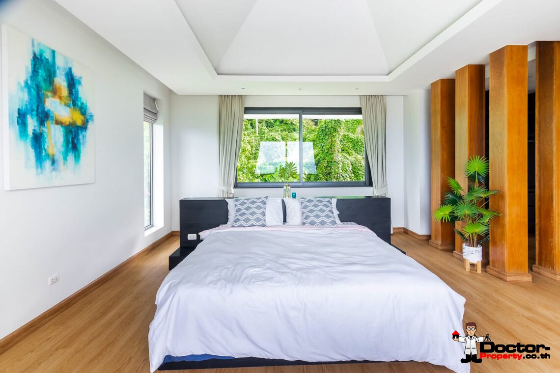 Stunning Luxury 4 Bedroom Seaviews Villa in Mae Nam Hills, Koh Samui – For Sale