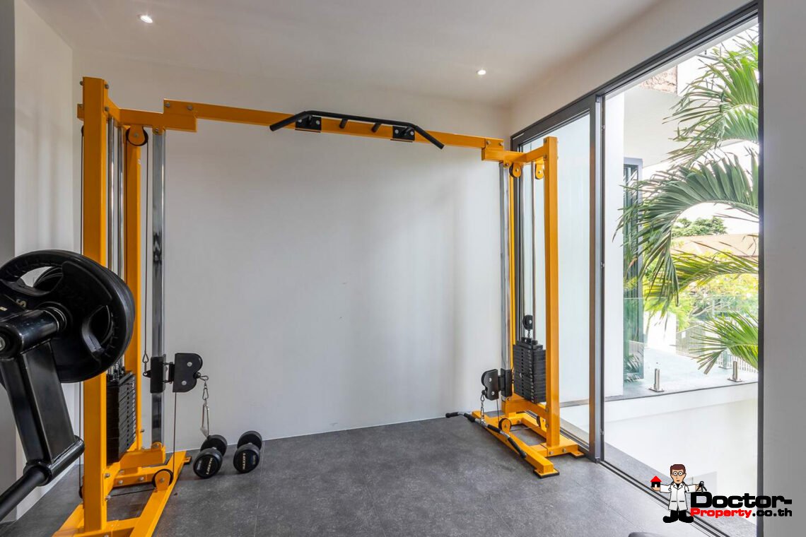 Stunning Luxury 4 Bedroom Seaviews Villa in Mae Nam Hills, Koh Samui – For Sale