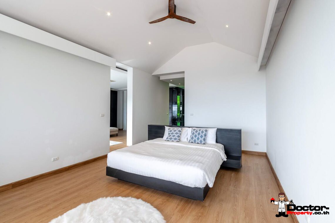 Stunning Luxury 4 Bedroom Seaviews Villa in Mae Nam Hills, Koh Samui – For Sale
