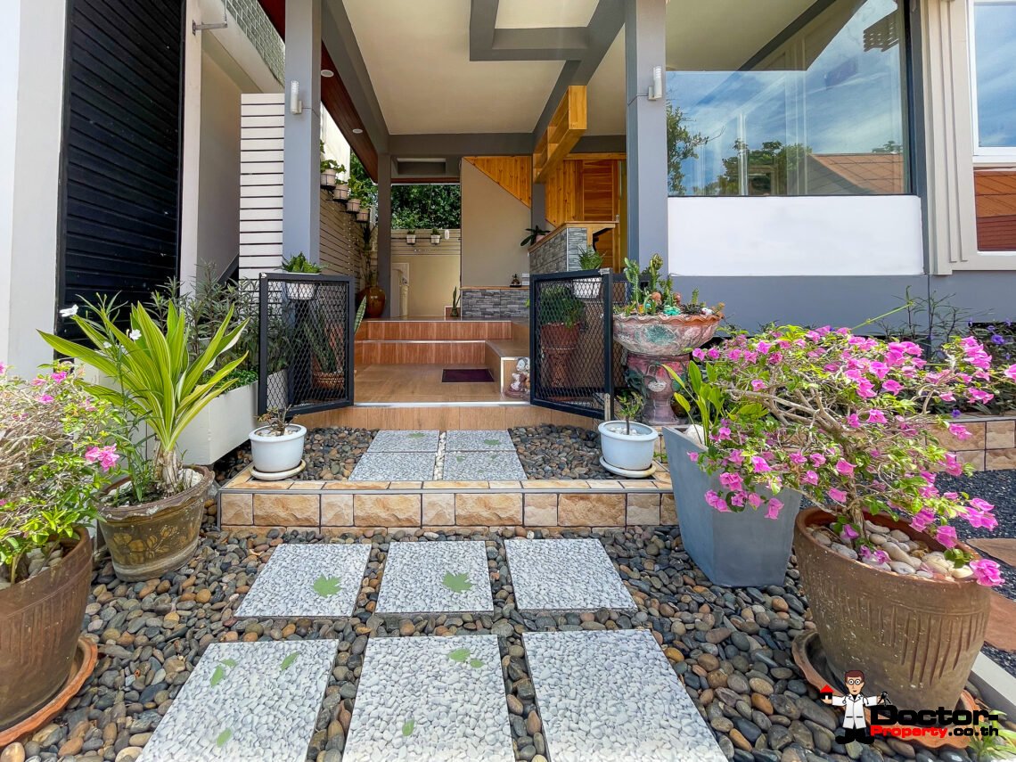 Modern 2 Bedroom Villa with Sea View in Bang Por, Koh Samui – For Sale