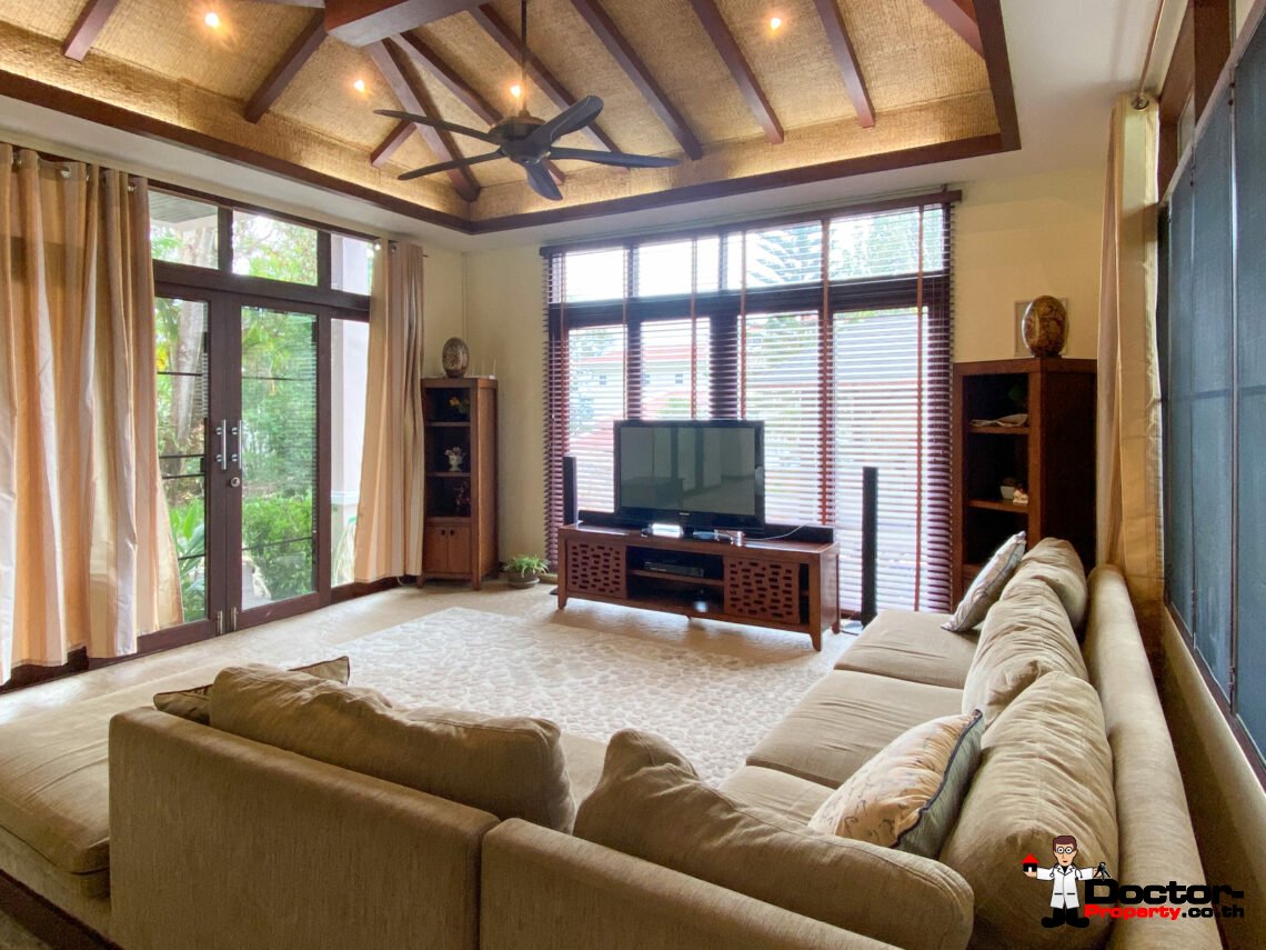 3 Bedroom Pool Villa – Chaweng, Koh Samui – For Sale