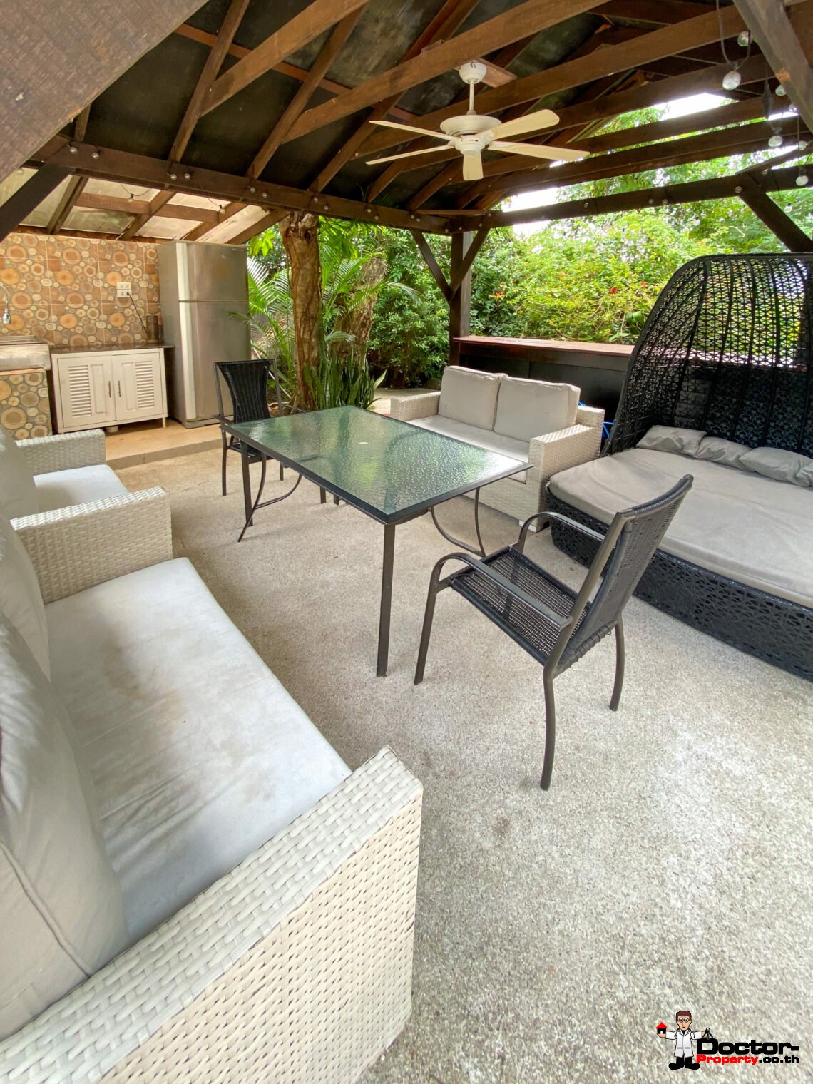 3 Bedroom Pool Villa – Chaweng, Koh Samui – For Sale