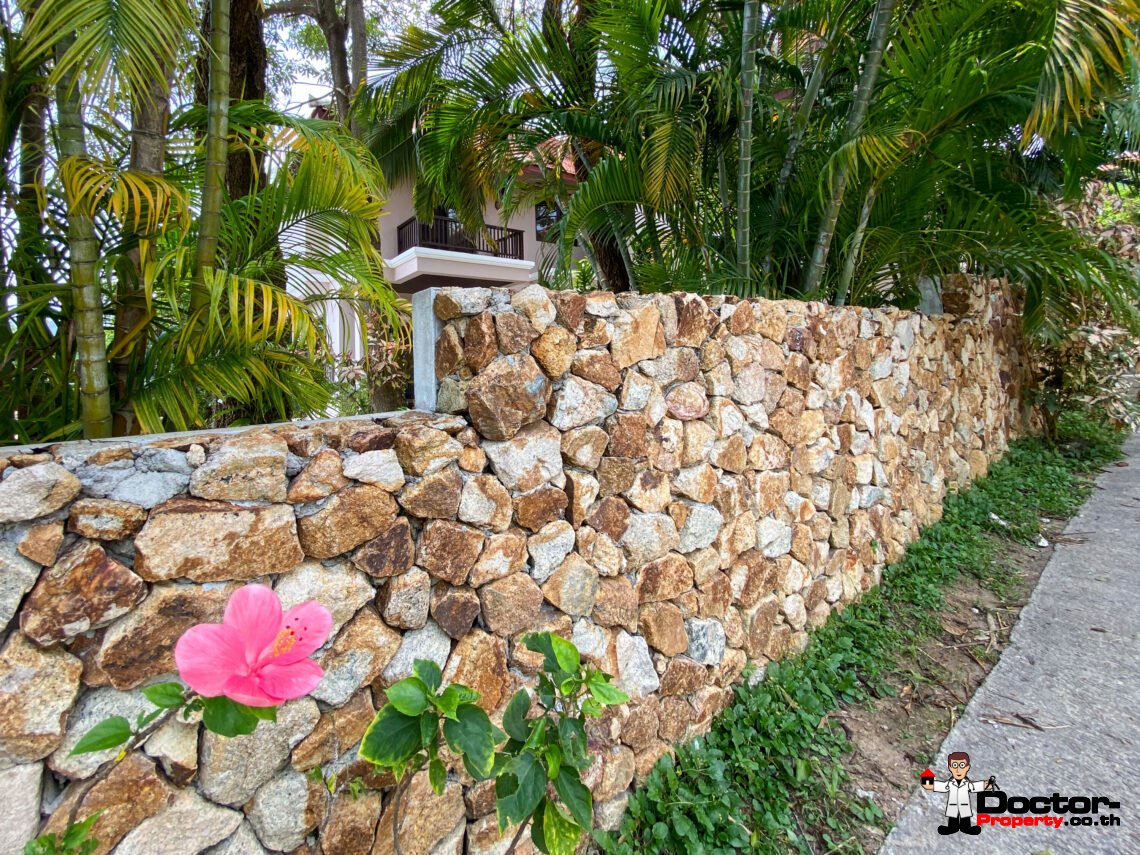 3 Bedroom Pool Villa – Chaweng, Koh Samui – For Sale