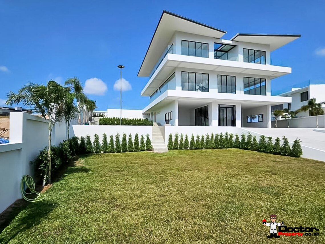 Luxurious 5 Bedroom with Stunning Sea View in Bophut, Koh Samui – For Sale