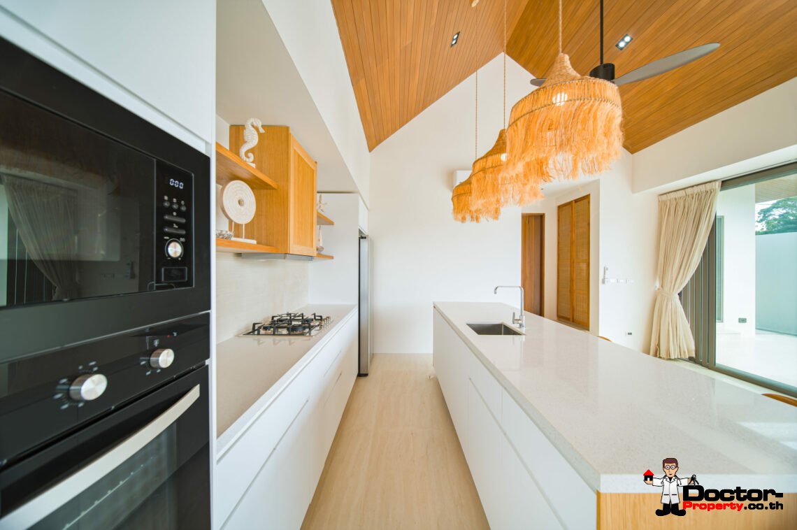 Exquisite 3 Bedroom Balinese Villa Just Moments from Bangrak Beach