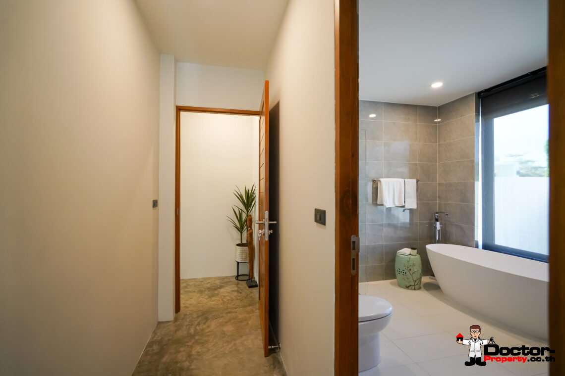 New 3 Bedroom Pool Villa in Bang Rak, Koh Samui – For Sale