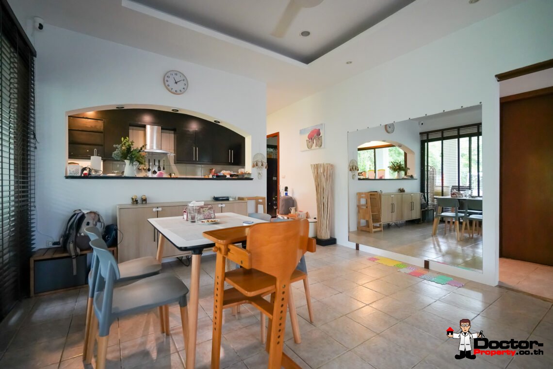 3 Bedroom Villa with Spacious Garden in Mae Nam, Koh Samui – For Sale