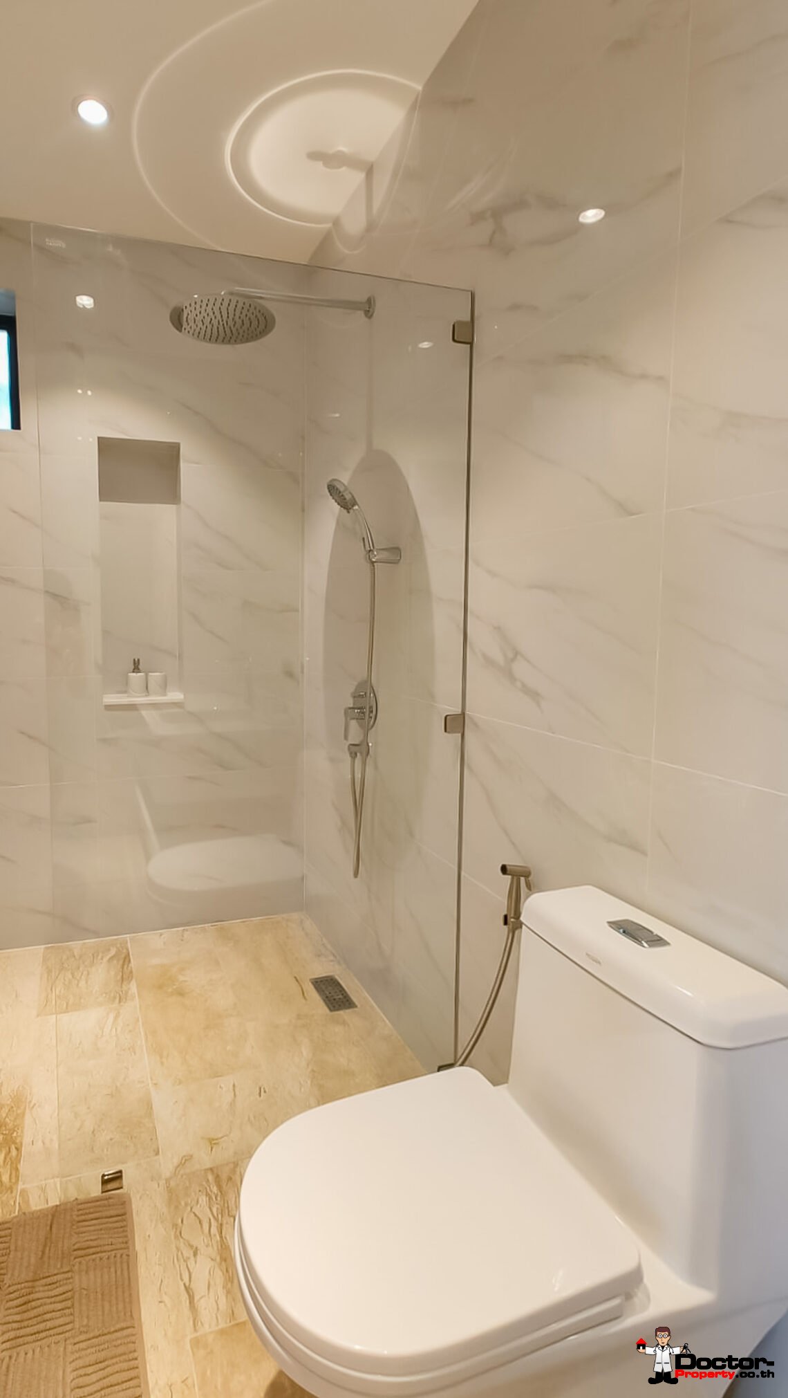 4 Bedroom Pool Villa with seaview for sale