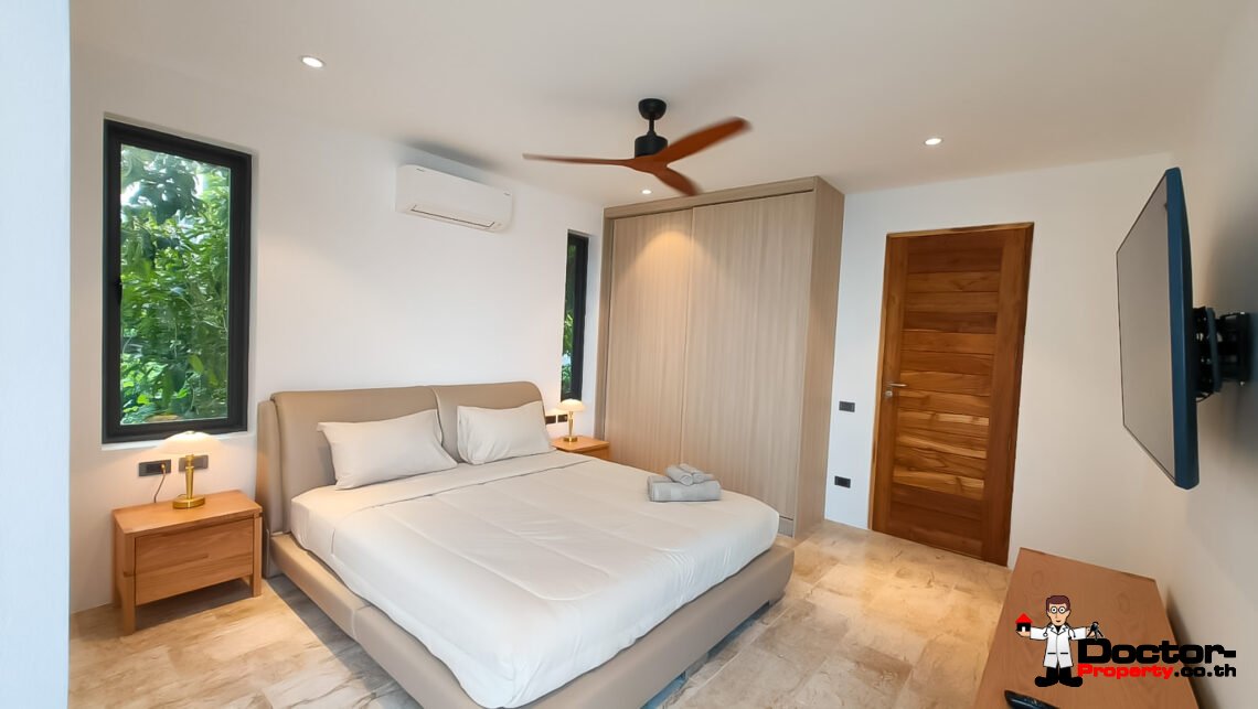 4 Bedroom Pool Villa with seaview for sale