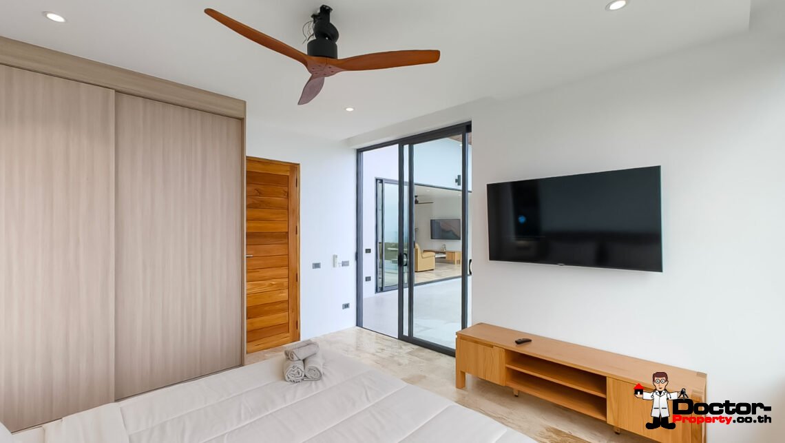 4 Bedroom Pool Villa with seaview for sale