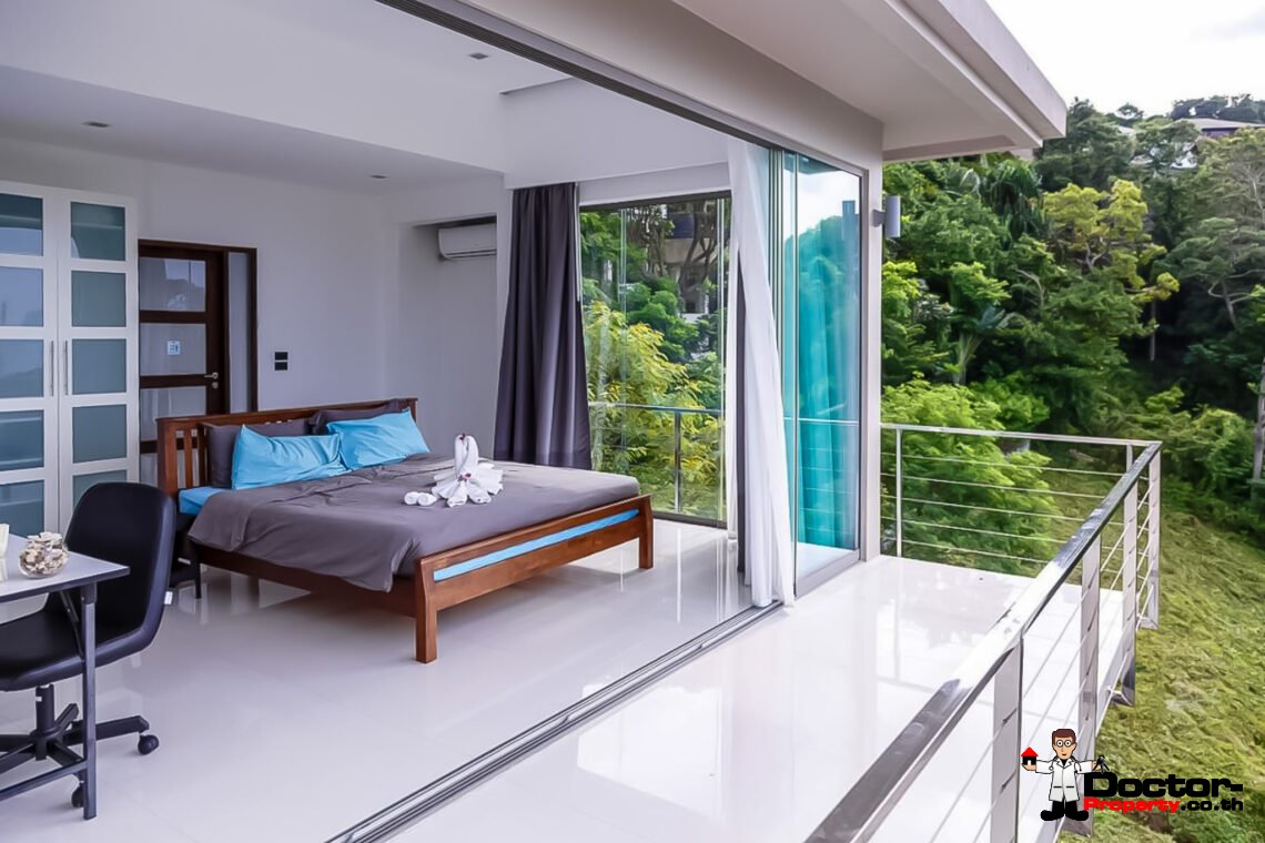 4 Bedroom Pool Villa with Sea View in Bang Por, Koh Samui – For Sale