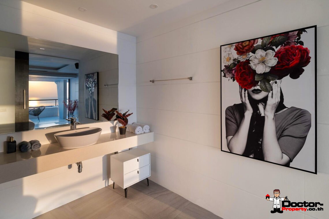 3 Bedroom Villa with Sea View in Chaweng Noi, Koh Samui – For Sale