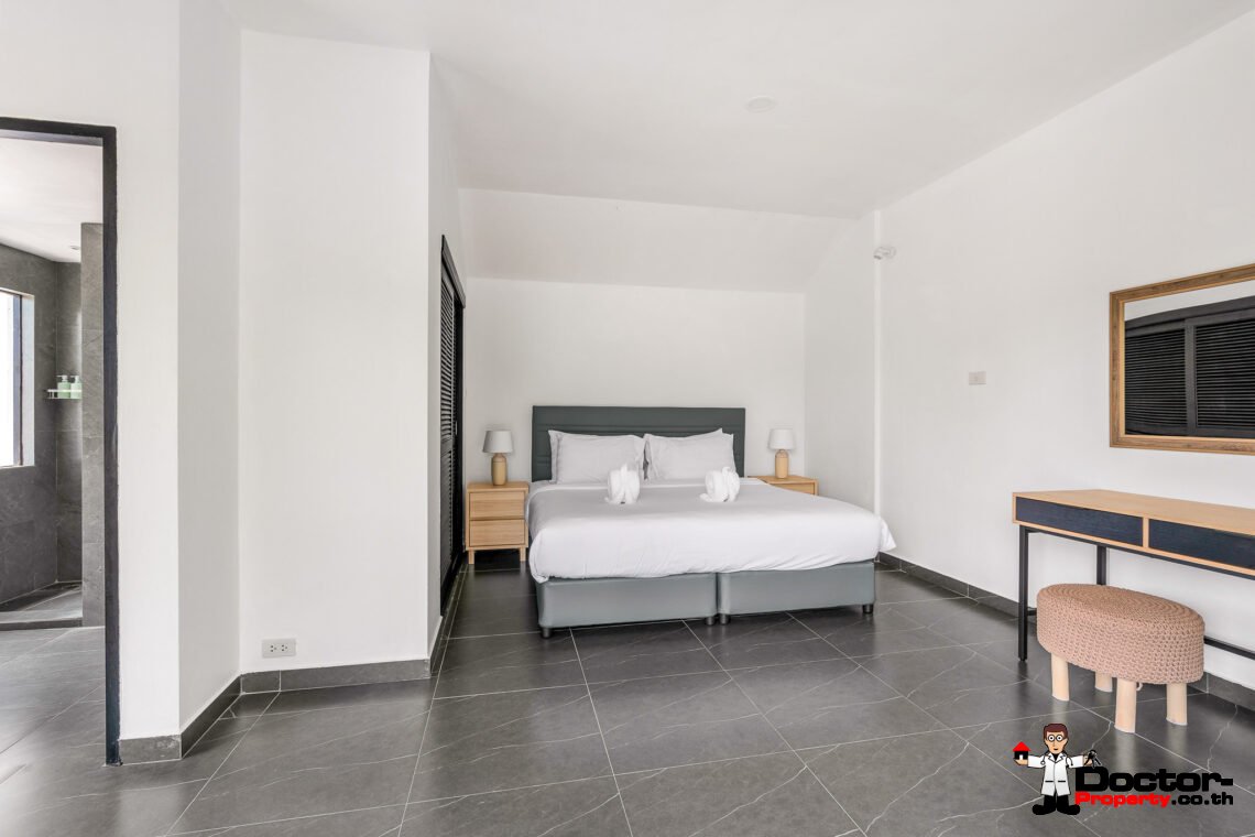 3 Bedroom Pool Villa with Spacious Garden in Choeng Mon – For Sale