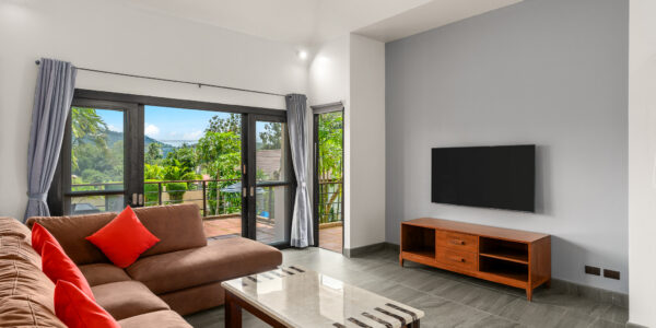 3 Bedroom Pool Villa with Spacious Garden in Choeng Mon – For Sale