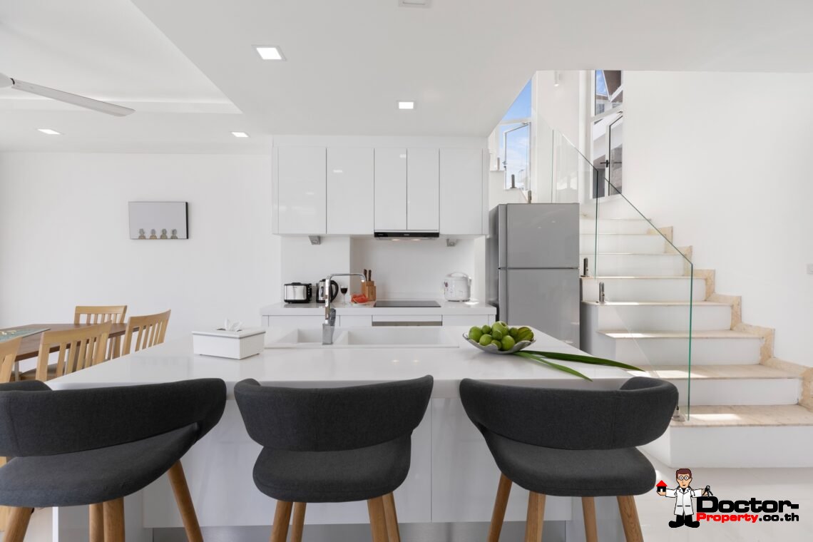 4 Bedroom Pool Villa with Sea View, Chaweng Noi, Koh Samui – For Sale