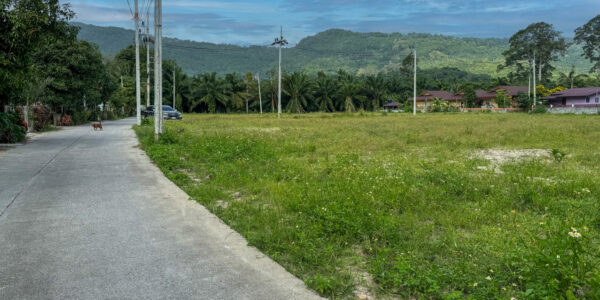 1 Rai of Flat Land 300m to Main Road – Na Mueang, Koh Samui – For Sale