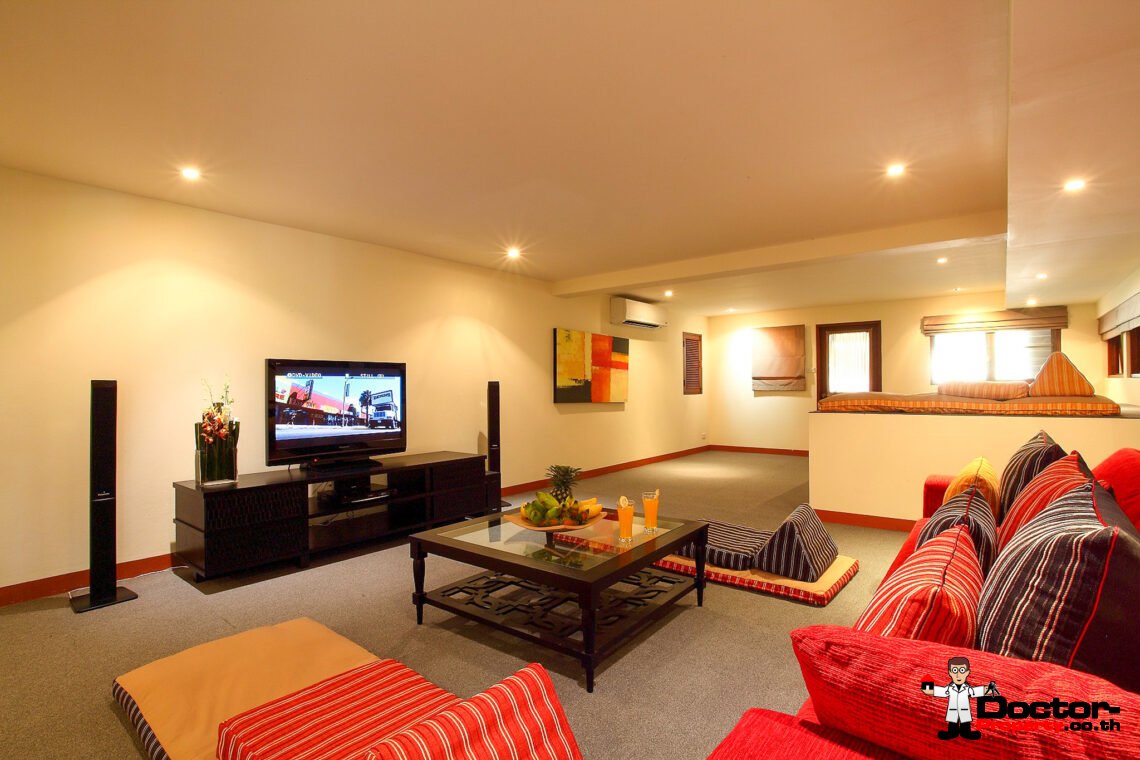 Luxurious 5 Bedroom Villa with Stunning Sea View in Cheong Mon, Koh Samui – For Sale