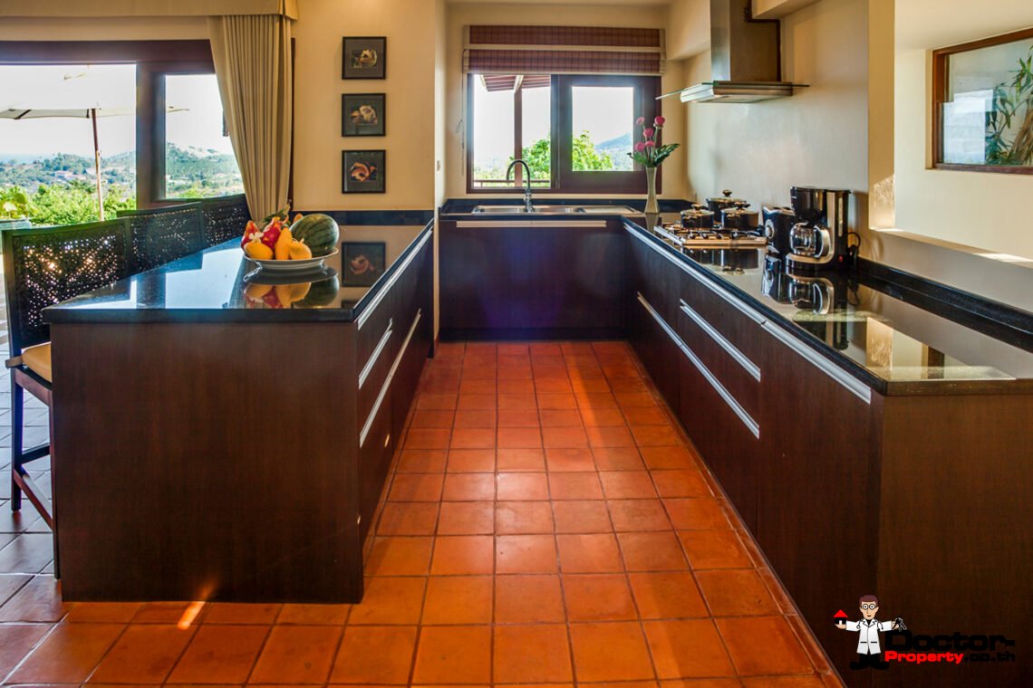 Luxurious 5 Bedroom Villa with Stunning Sea View in Cheong Mon, Koh Samui – For Sale