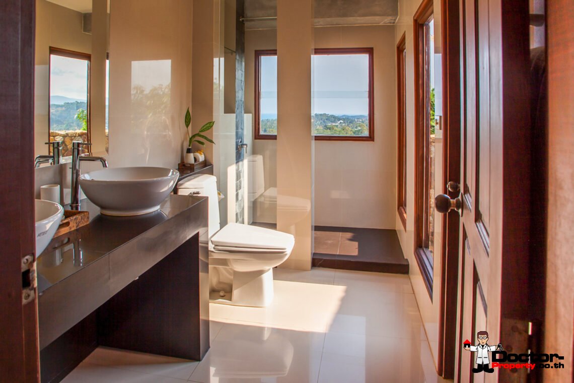 Luxurious 5 Bedroom Villa with Stunning Sea View in Cheong Mon, Koh Samui – For Sale