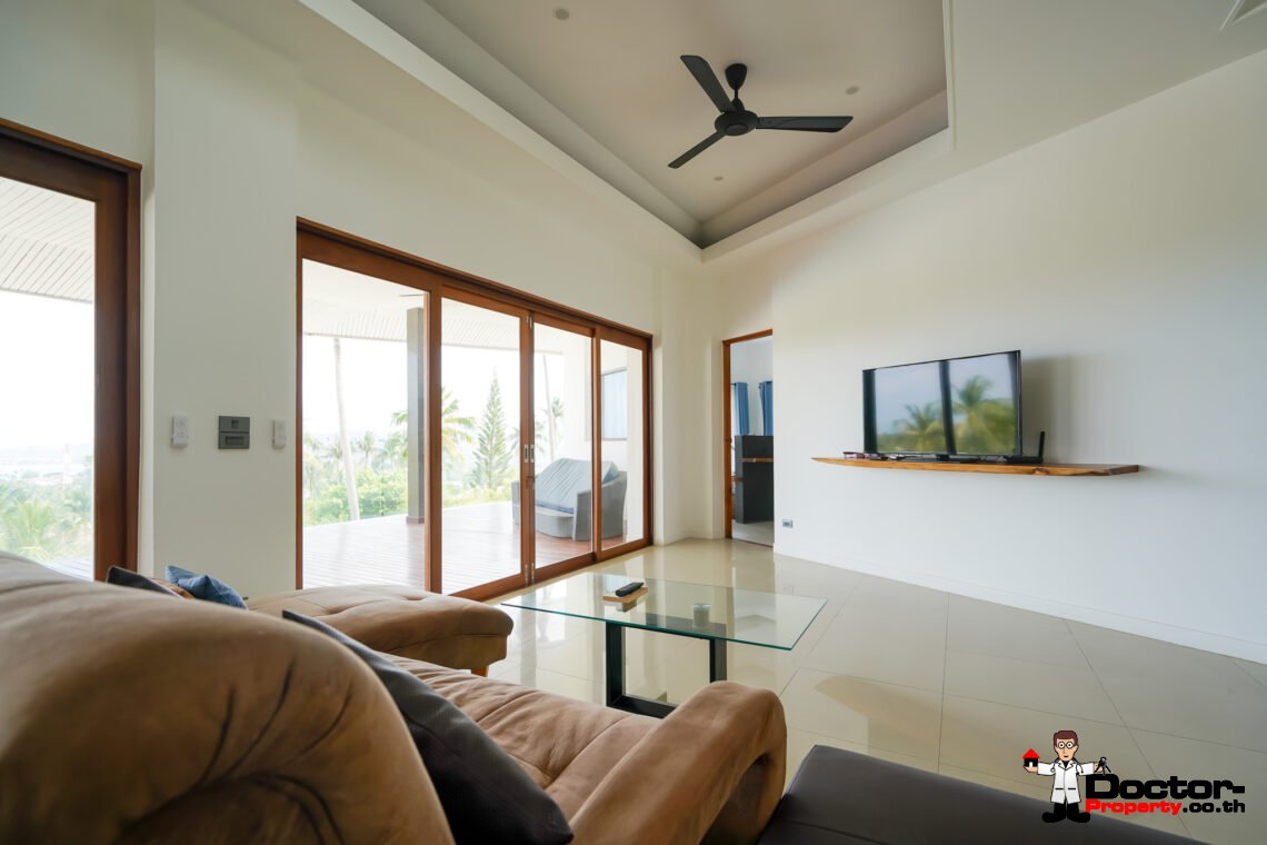 6 Bedroom Sea View Villa with Spacious Garden in Bang Rak, Koh Samui – For Sale