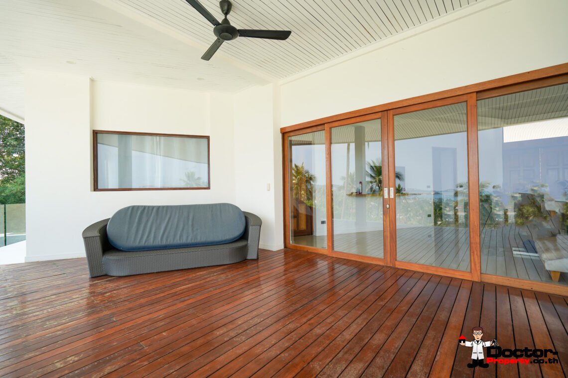 6 Bedroom Sea View Villa with Spacious Garden in Bang Rak, Koh Samui – For Sale