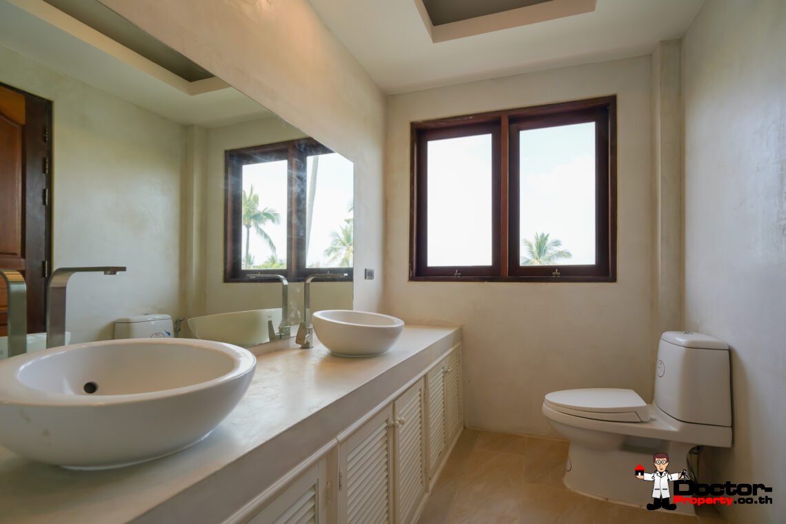 6 Bedroom Sea View Villa with Spacious Garden in Bang Rak, Koh Samui – For Sale