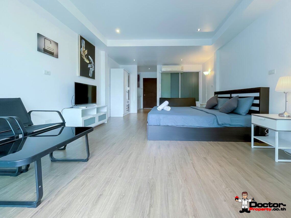 10 Rooms Residence with Private Area in Chaweng, Koh Samui – For Sale