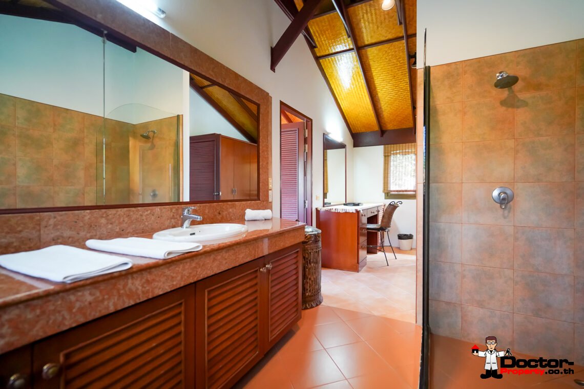 3 Bed Traditional Beachside House in Bang Por, Koh Samui – Lease For Sale