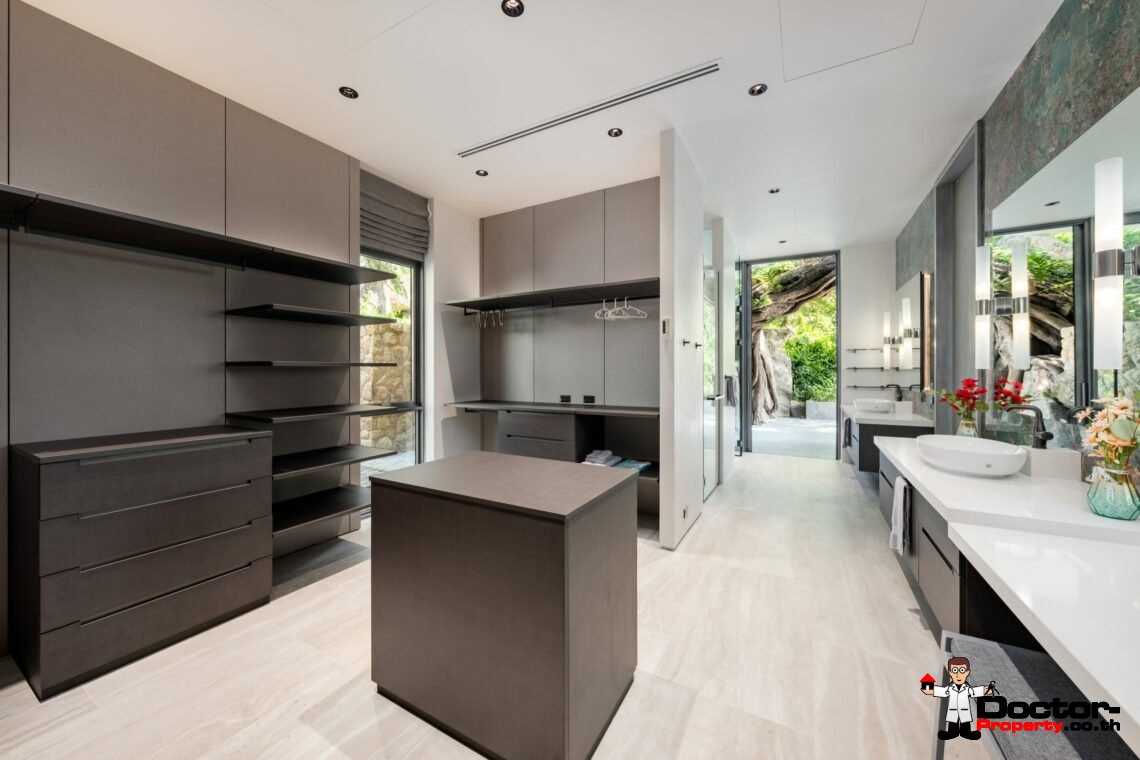 Modern Luxury Villa with Exhilarating Panorama in Na Mueang, Koh Samui – For Sale