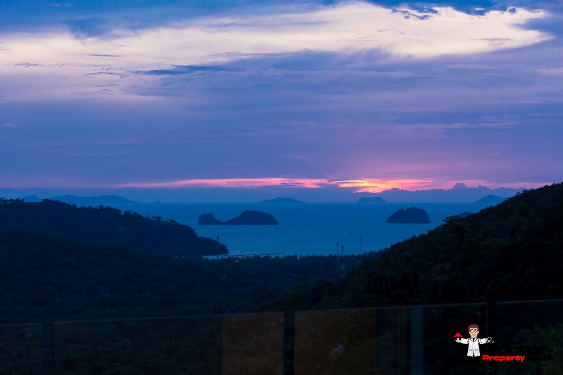 Modern Luxury Villa with Panoramic View in Na Mueang, Koh Samui – For Sale