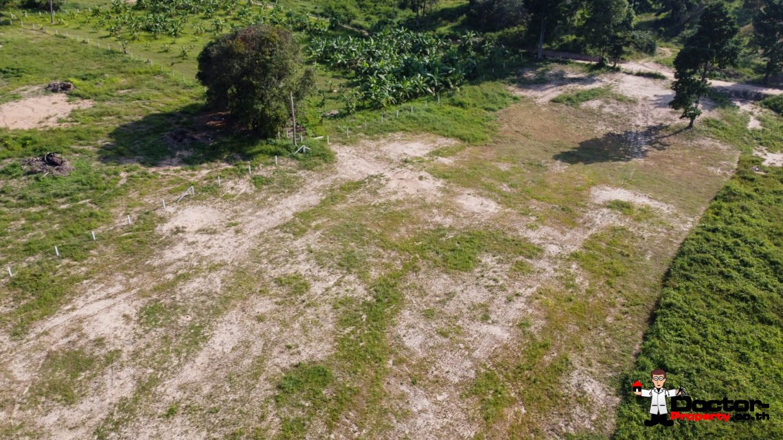 4 Plot Flat Land with Mountain View in Mae Nam, Koh Samui – For Sale