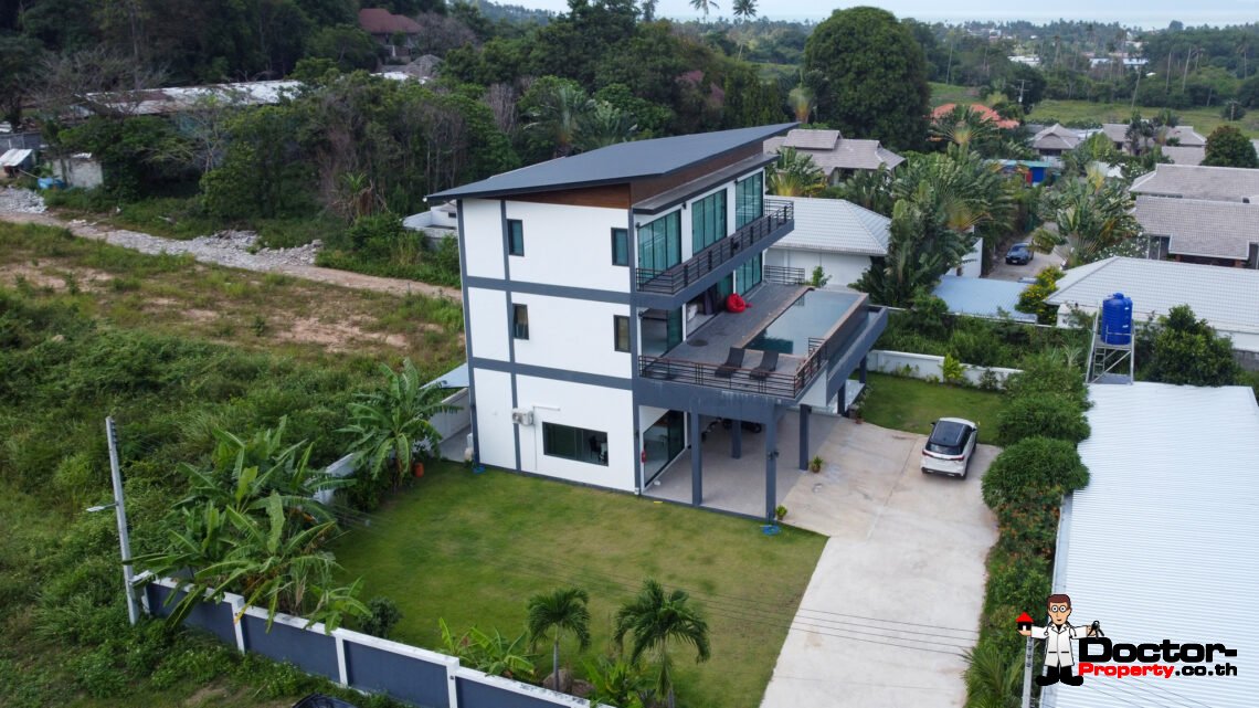 Modern 5 Bedroom with Partial Sea View and Mountain View in Bophut, Koh Samui – For Sale