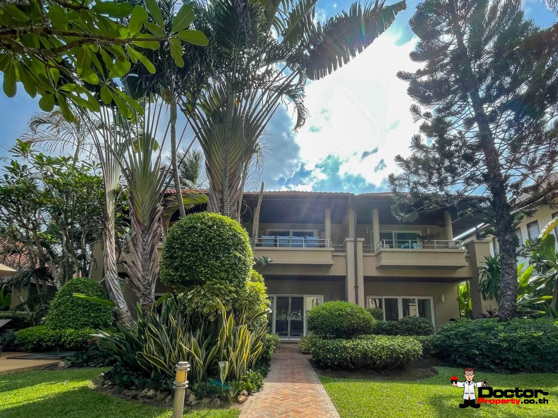 2 Bedroom Townhouse in Private Estate in Bang Rak, Koh Samui – For Sale