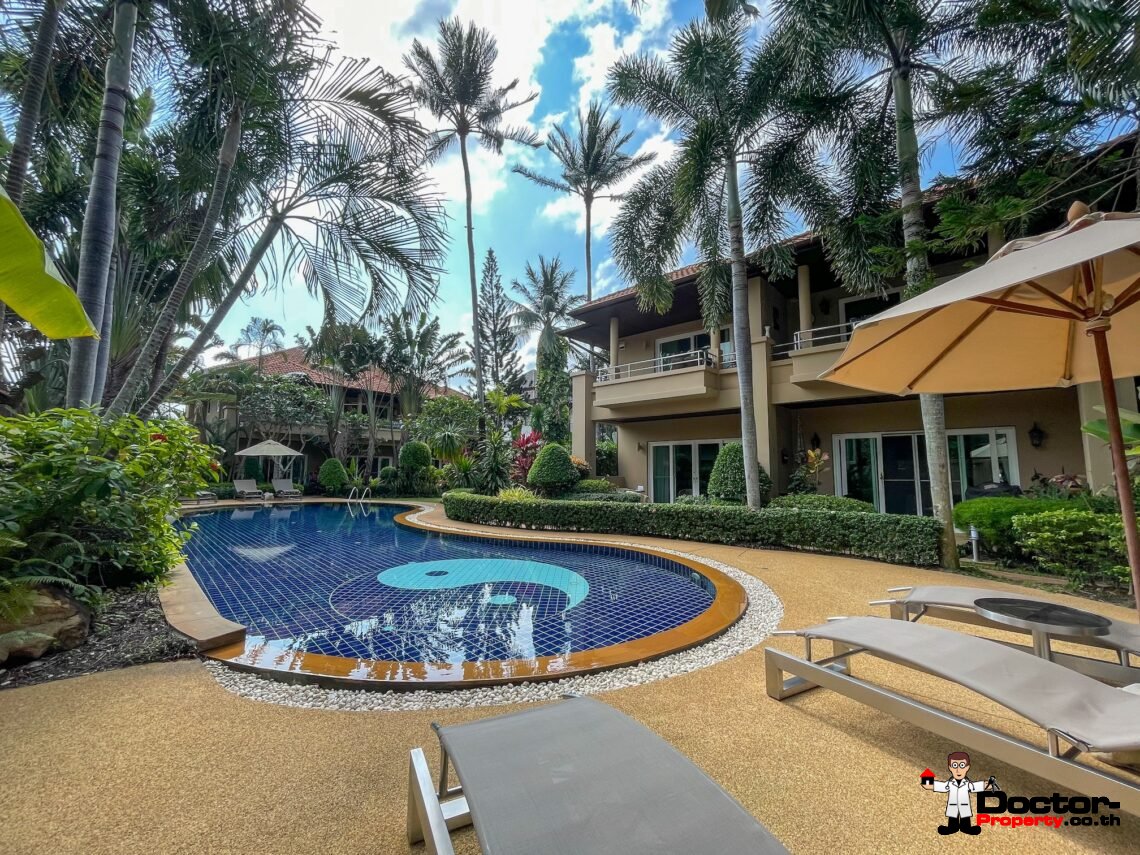 2 Bedroom Townhouse in Private Estate in Bang Rak, Koh Samui – For Sale