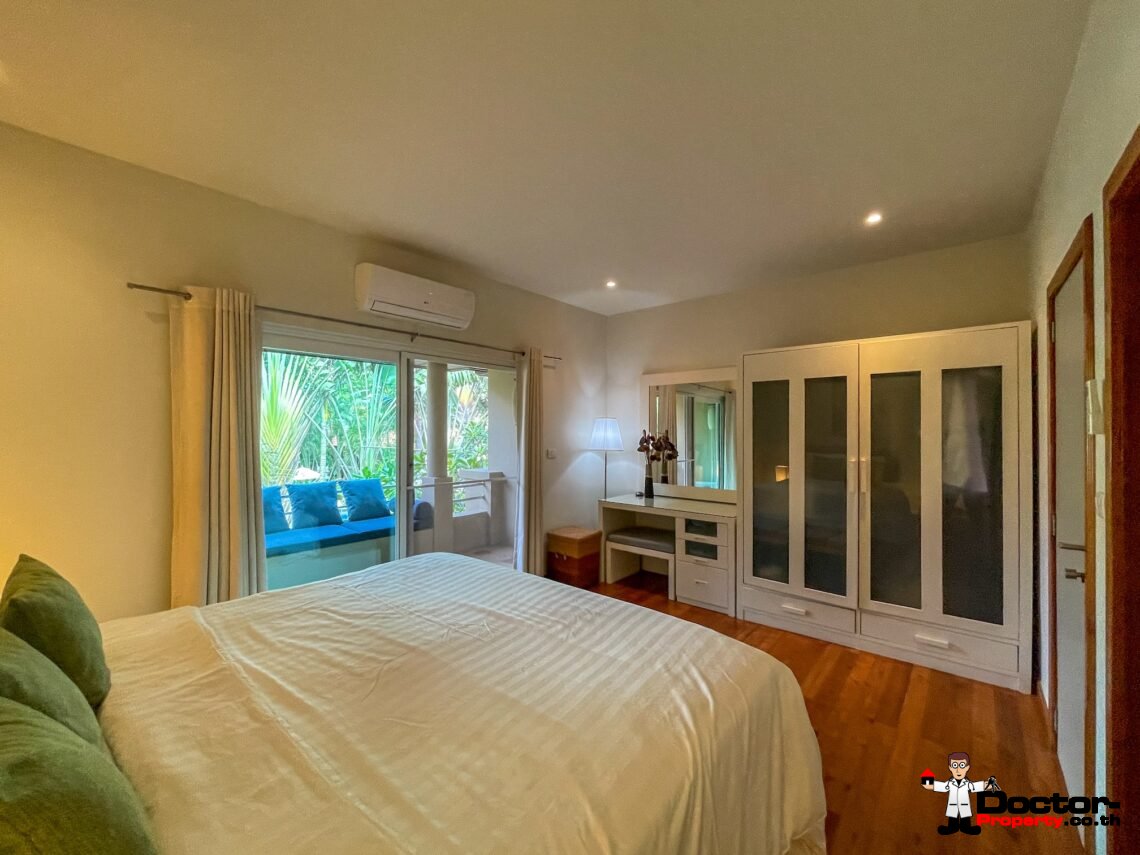 2 Bedroom Townhouse in Private Estate in Bang Rak, Koh Samui – For Sale