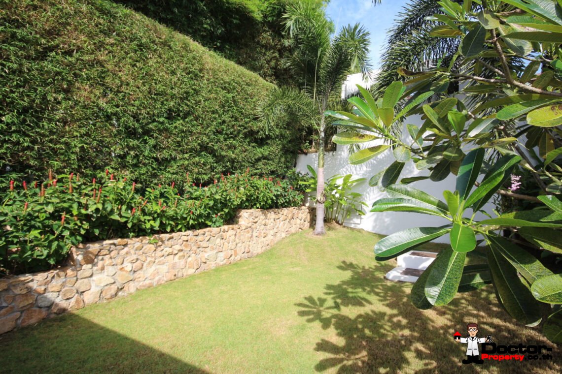 3 Bedroom Private Pool Villa with Sea View in Choeng Mon, Koh Samui – For Sale