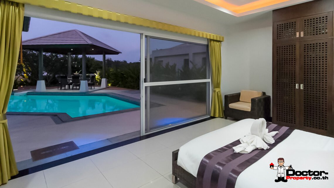 3 Bedroom Private Pool Villa in Choeng Mon, Koh Samui – For Sale