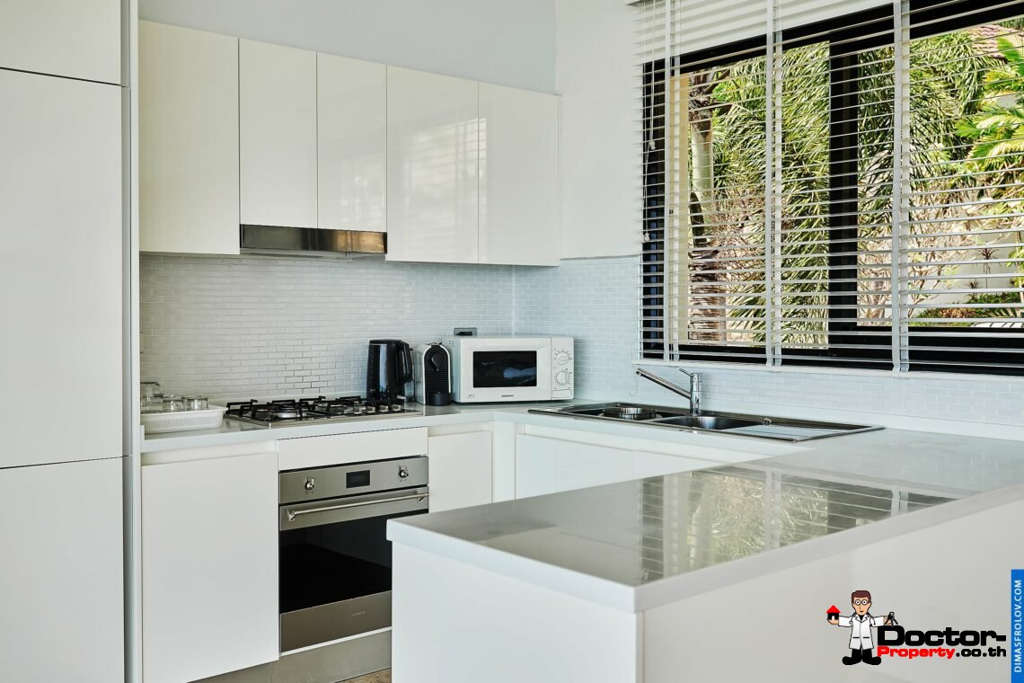 4 Bedroom Pool Villa with Sea View – Hua Thanon, Koh Samui – For Sale