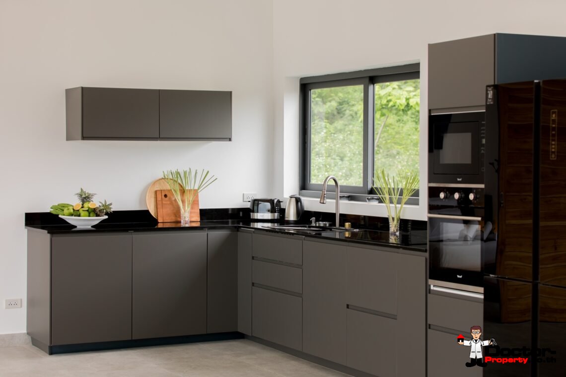 New 4 Bedroom Luxury Villa & Apartment in Chaweng Noi, Koh Samui – For Sale