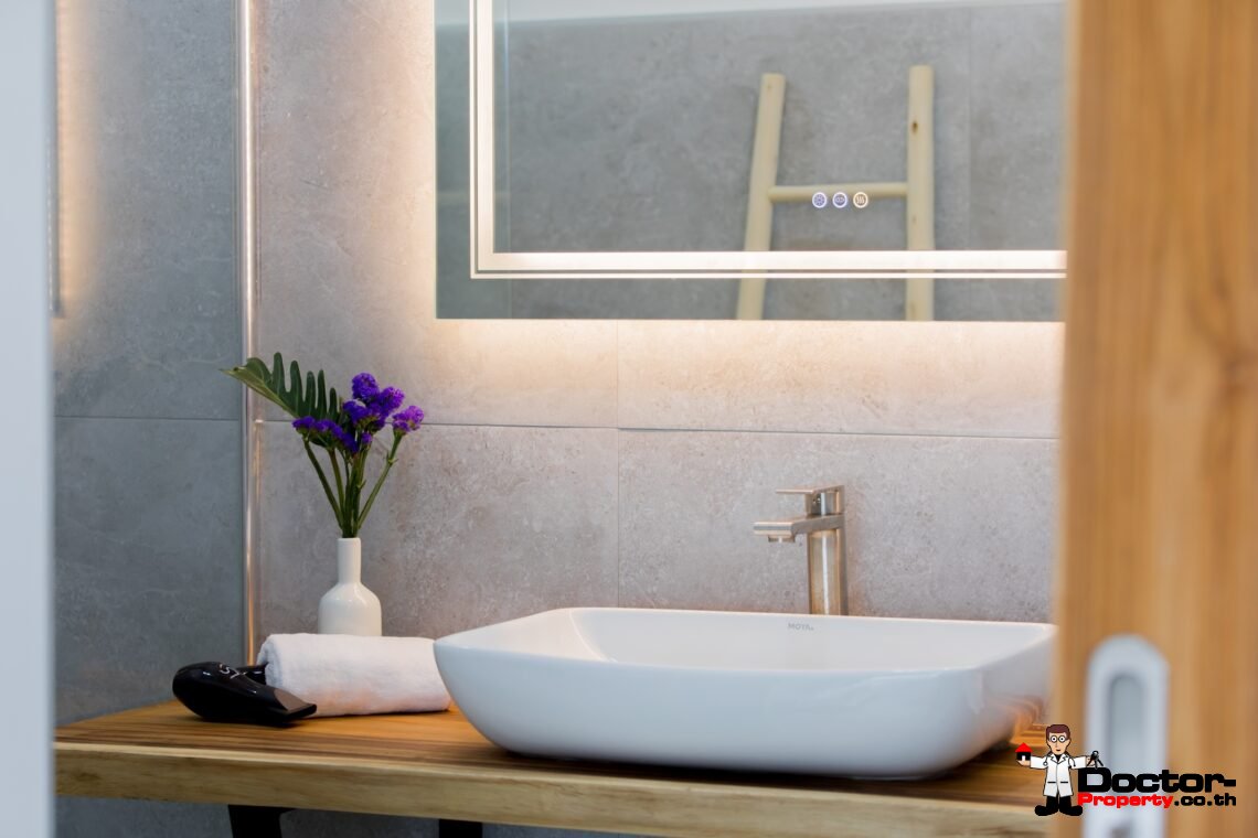 New 4 Bedroom Luxury Villa & Apartment in Chaweng Noi, Koh Samui – For Sale