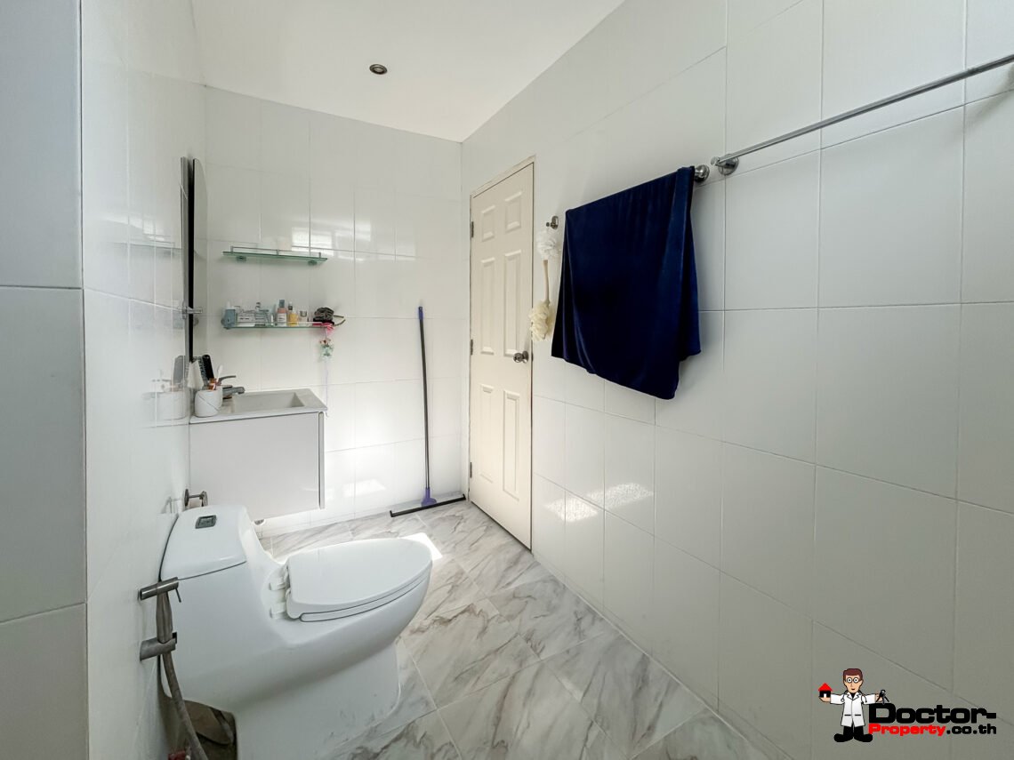 3 Bedroom House in Mae Nam, Koh Samui – For Sale