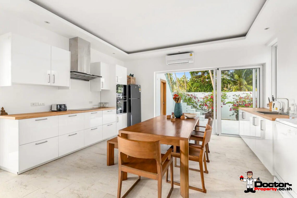 Beachfront 3 Bedroom Luxury Villa in Lipa Noi, Koh Samui – For Sale