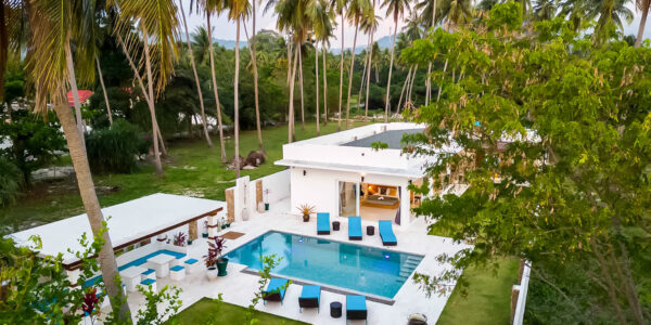 Beachfront 3 Bedroom Luxury Villa in Lipa Noi, Koh Samui – For Sale